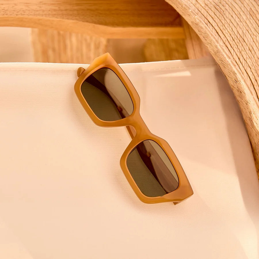 Diff Eyewear Solana Sunglasses (Caramel)