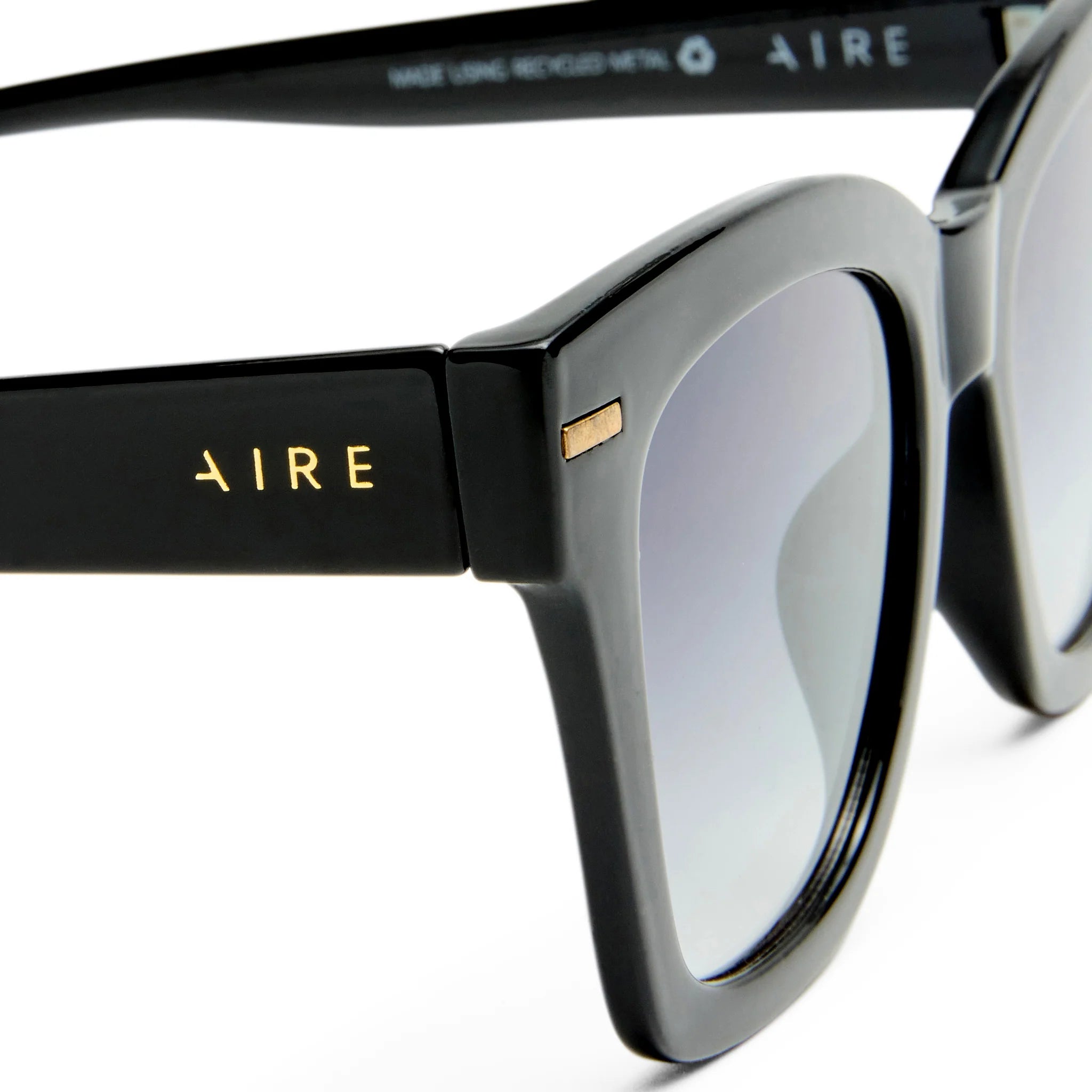 Aire Intergalactic Sunglasses (Black/Smoke Grad)