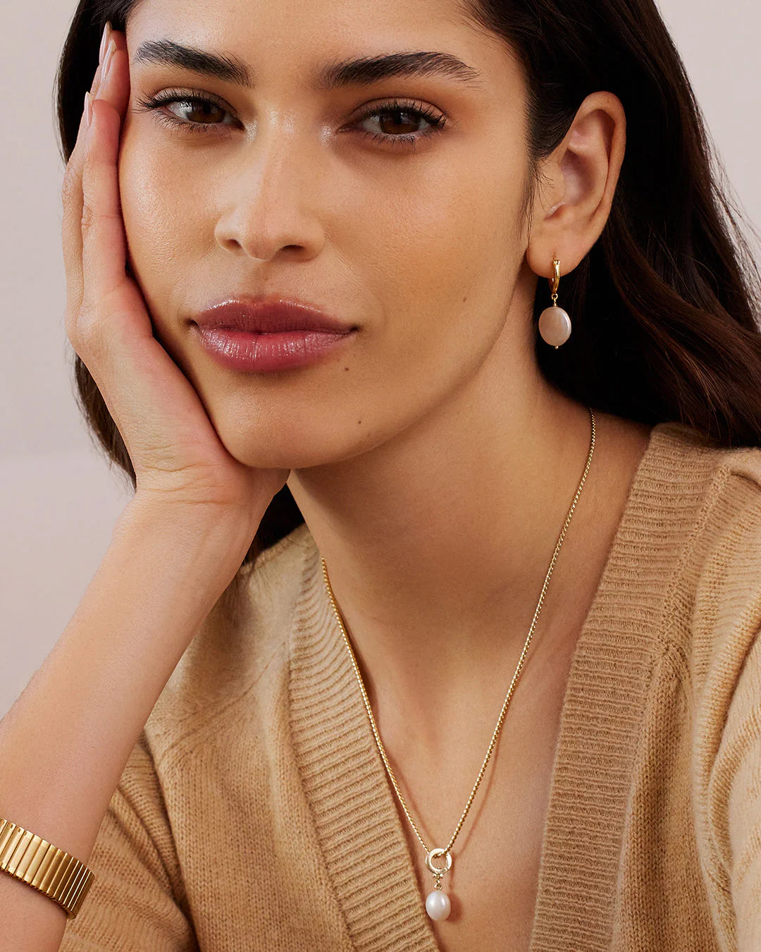 Gorjana Reese Pearl Huggies