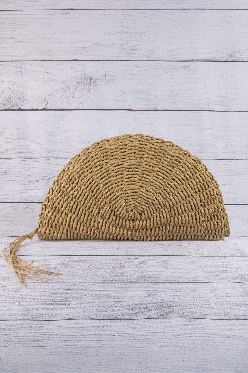 Straw Woven Half Moon Clutch Bag Straw Woven Half Moon Clutch Bag (Khaki)
