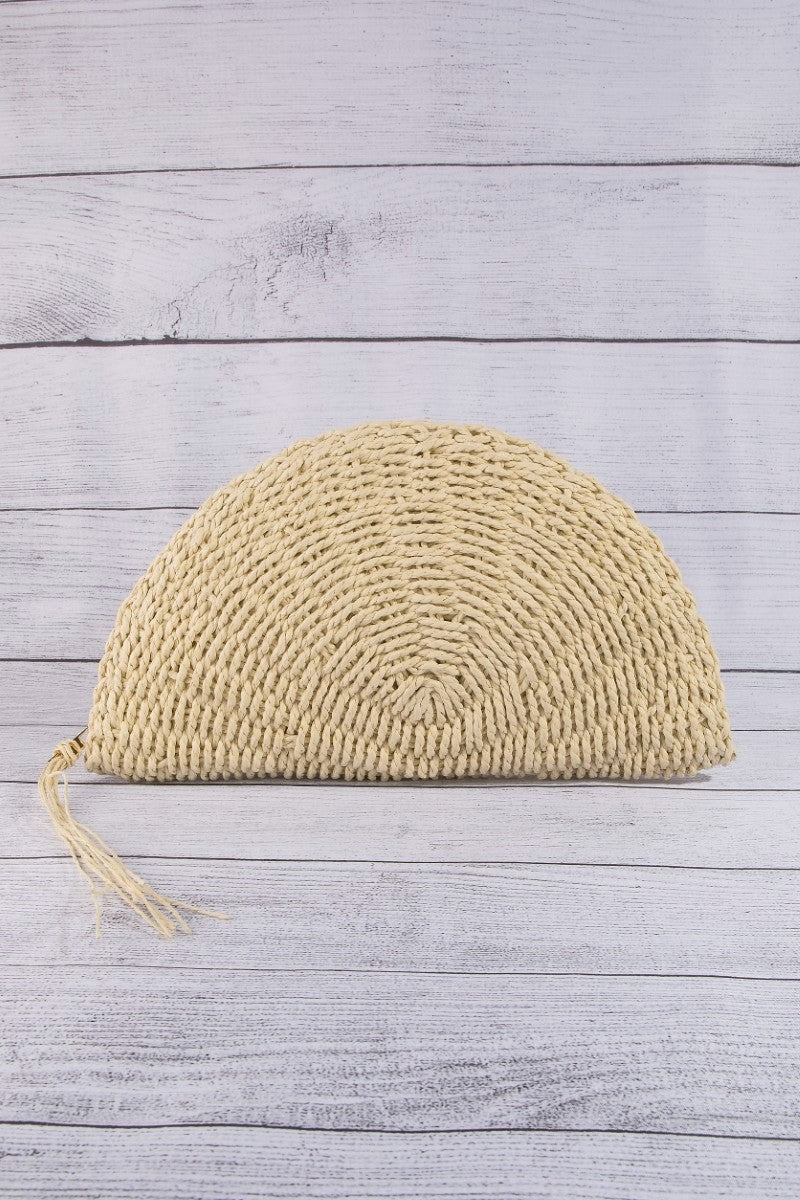 Straw Woven Half Moon Clutch Bag Straw Woven Half Moon Clutch Bag (Beige)