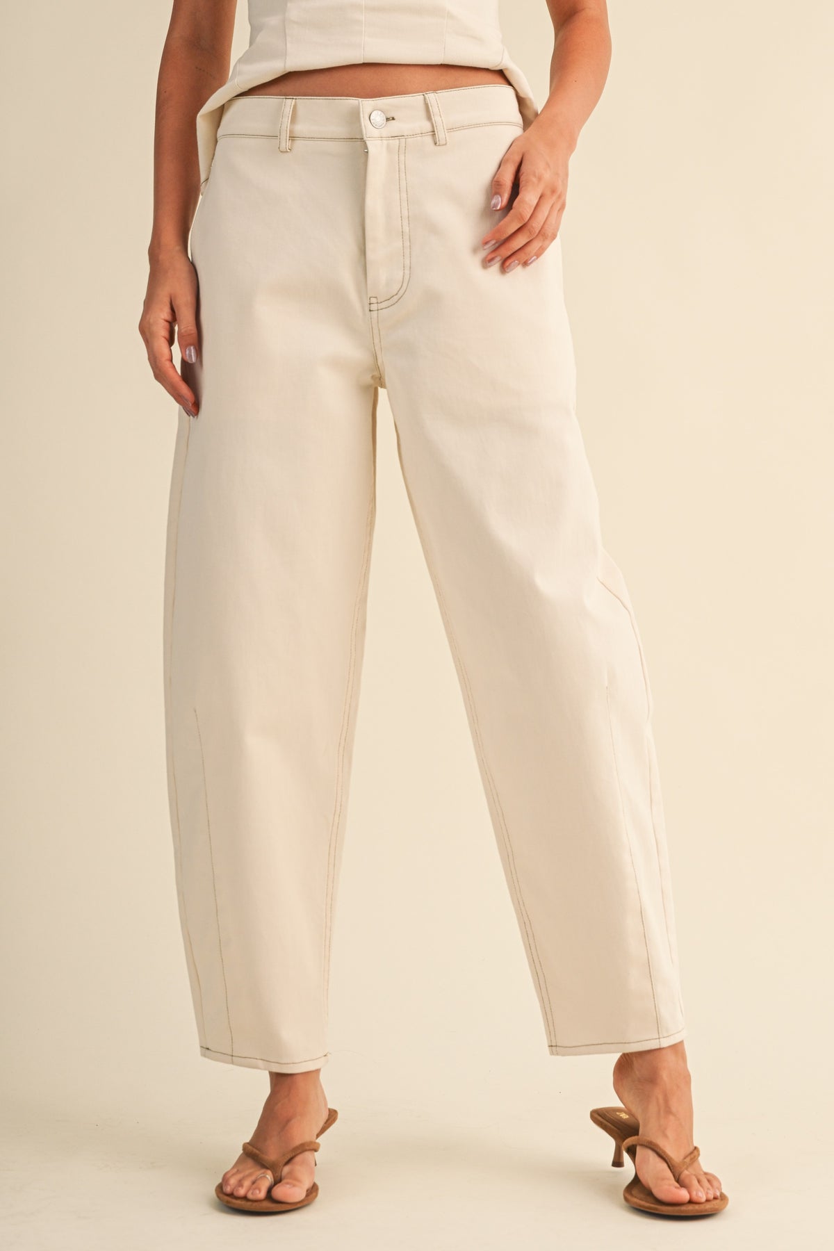 Stretch Twill Structured Peplum Top And Barrel Pants (Cream)