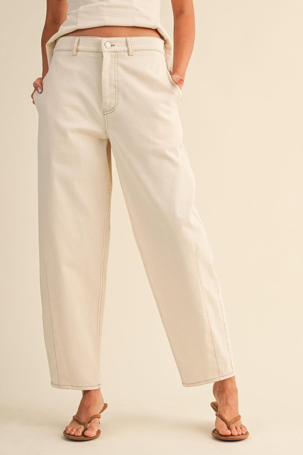 Stretch Twill Structured Peplum Top And Barrel Pants (Cream)