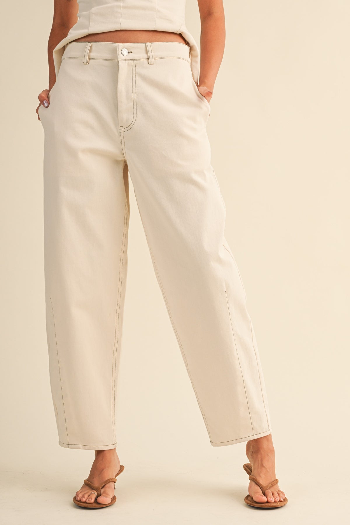 Stretch Twill Structured Peplum Top And Barrel Pants (Cream)