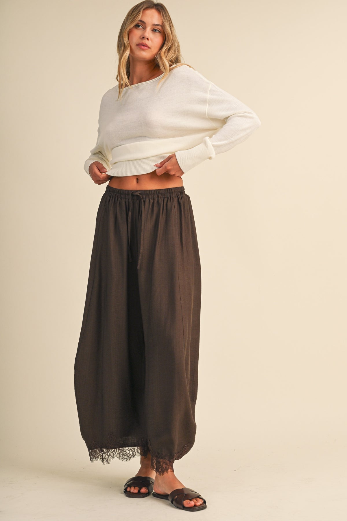 Barrel Fit Pants With Lace Trim On The Bottom Hem