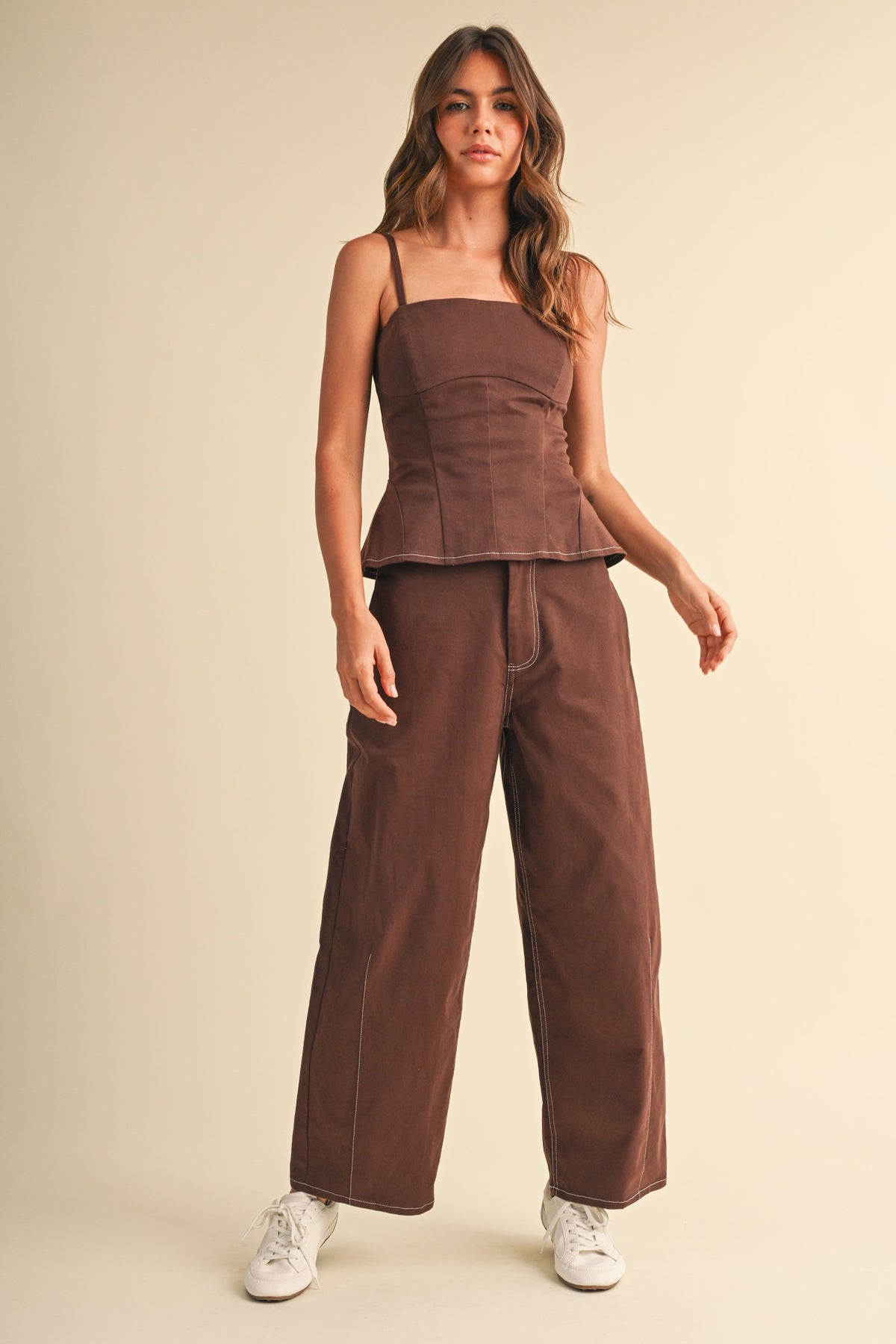Stretch Twill Structured Peplum Top And Barrel Pants (Brown)