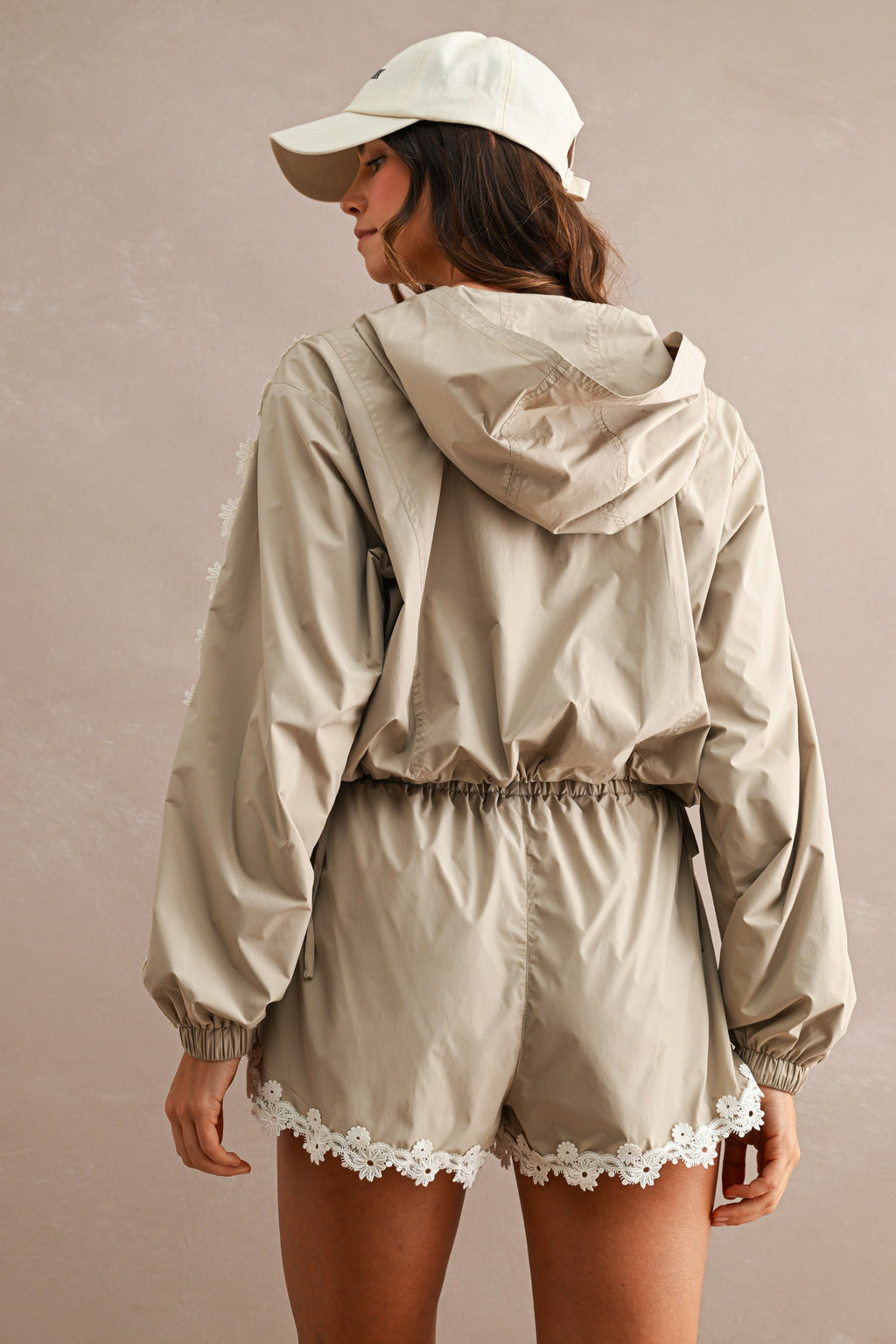 Hood Half Zip Up Lace Trim Windbreaker Jacket And Shorts Set