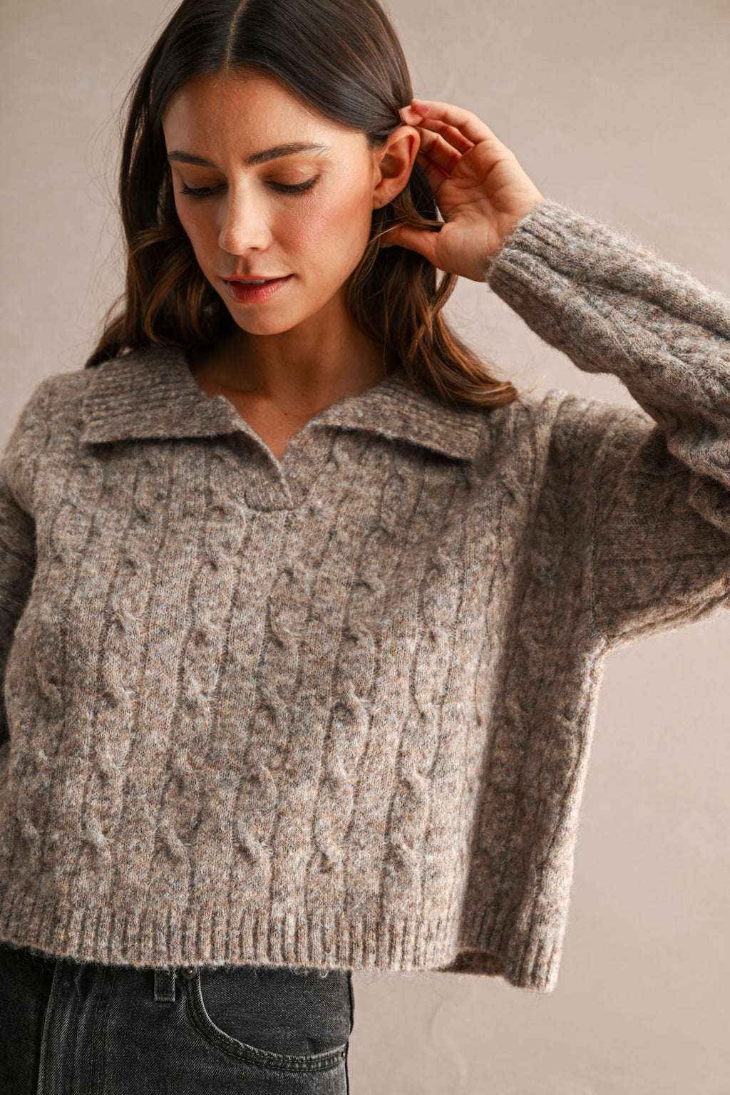 Collared Cable Knit Cropped Sweater (Mocha)
