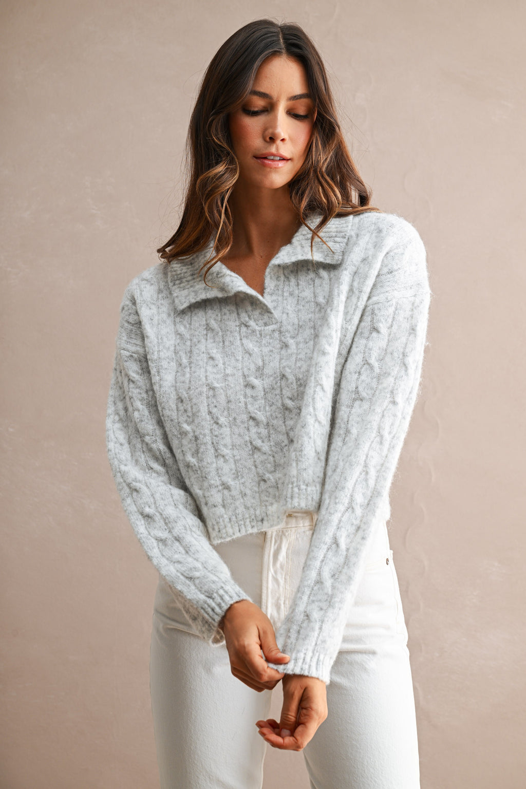 Collared Cable Knit Cropped Sweater (Light Heather Grey)