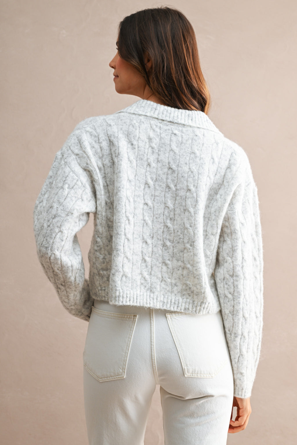 Collared Cable Knit Cropped Sweater (Light Heather Grey)