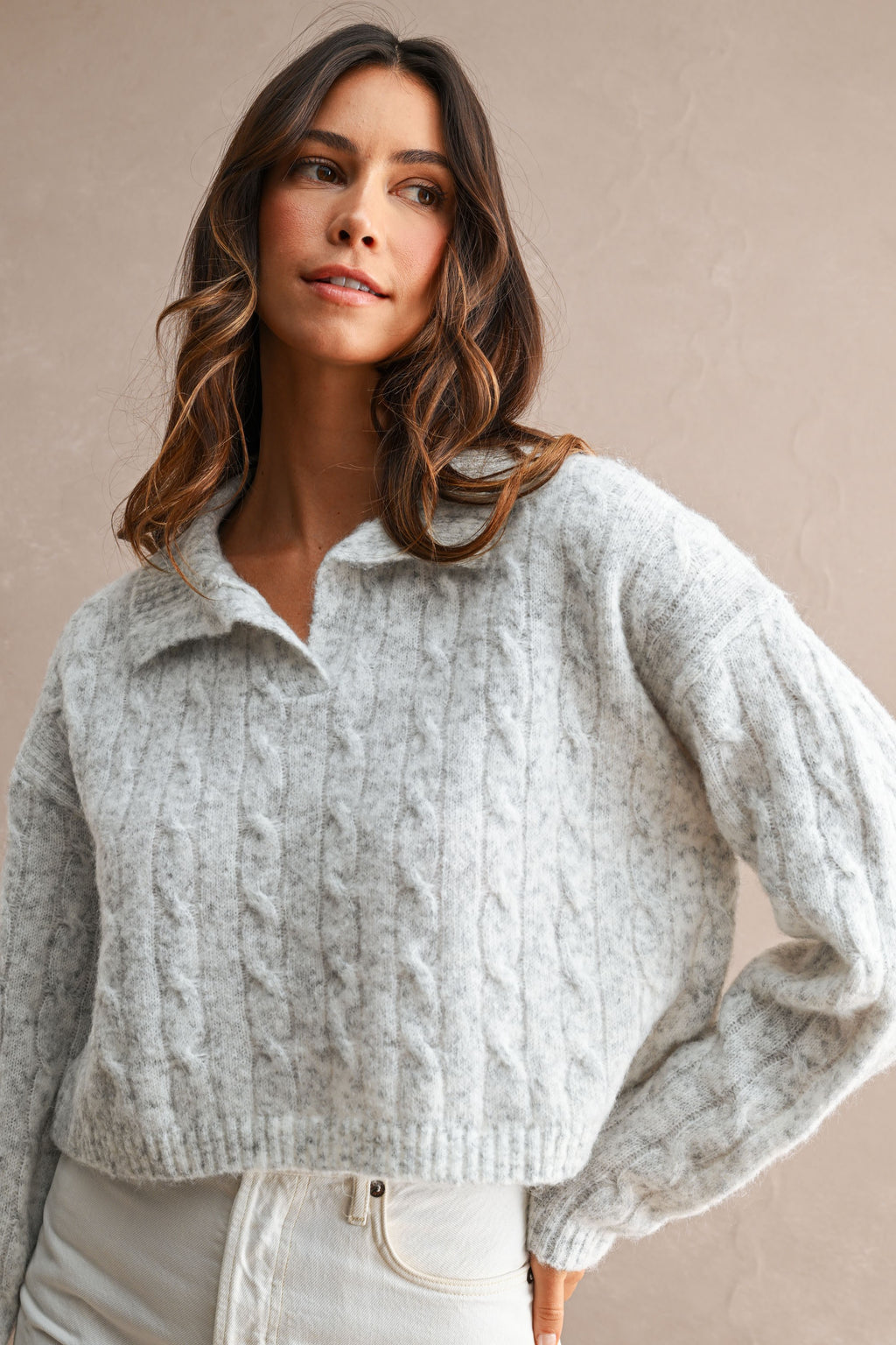 Collared Cable Knit Cropped Sweater (Light Heather Grey)