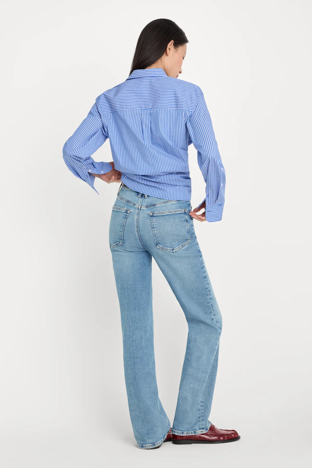 Good American Soft Tech Good True Straight Jeans