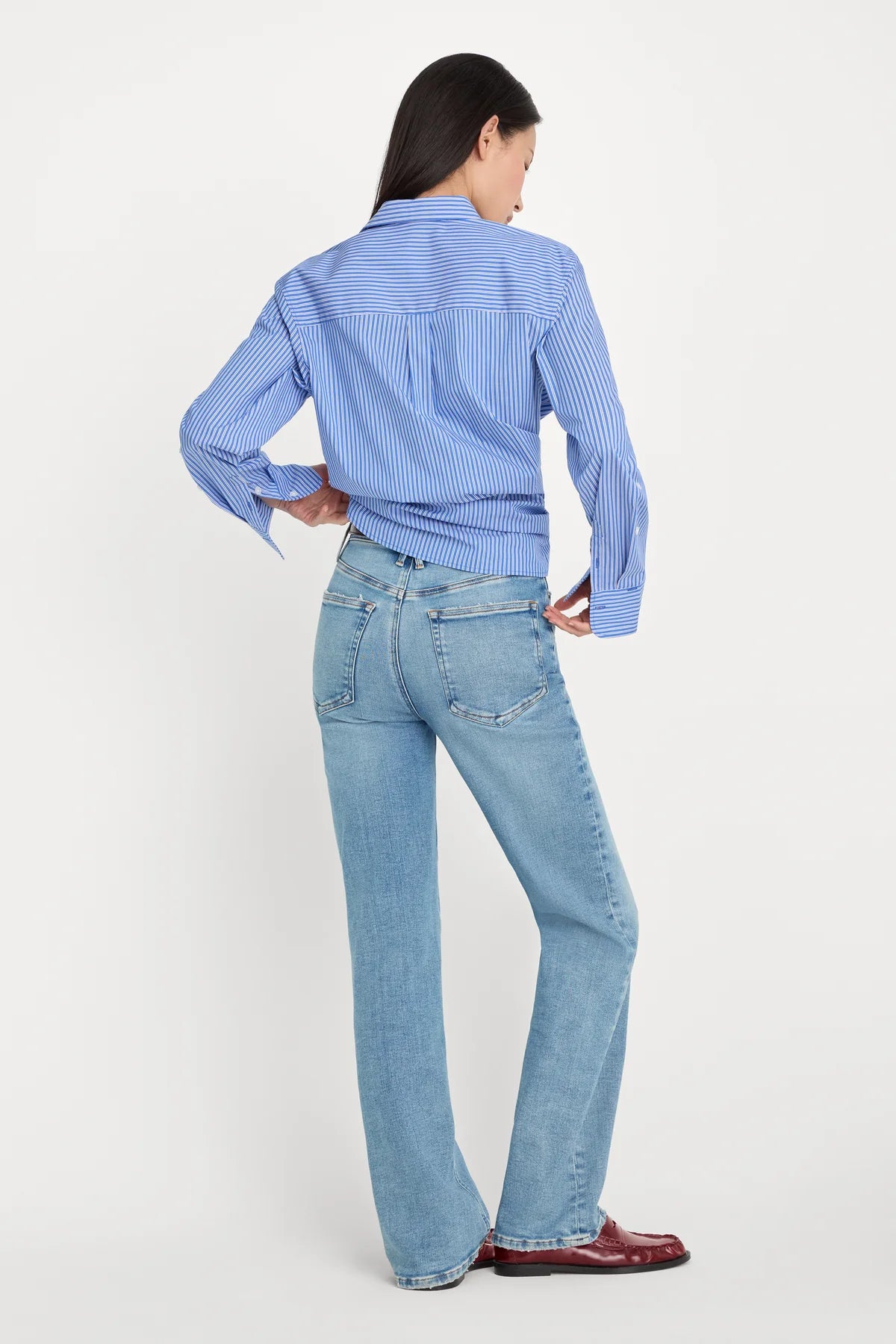Good American Soft Tech Good True Straight Jeans