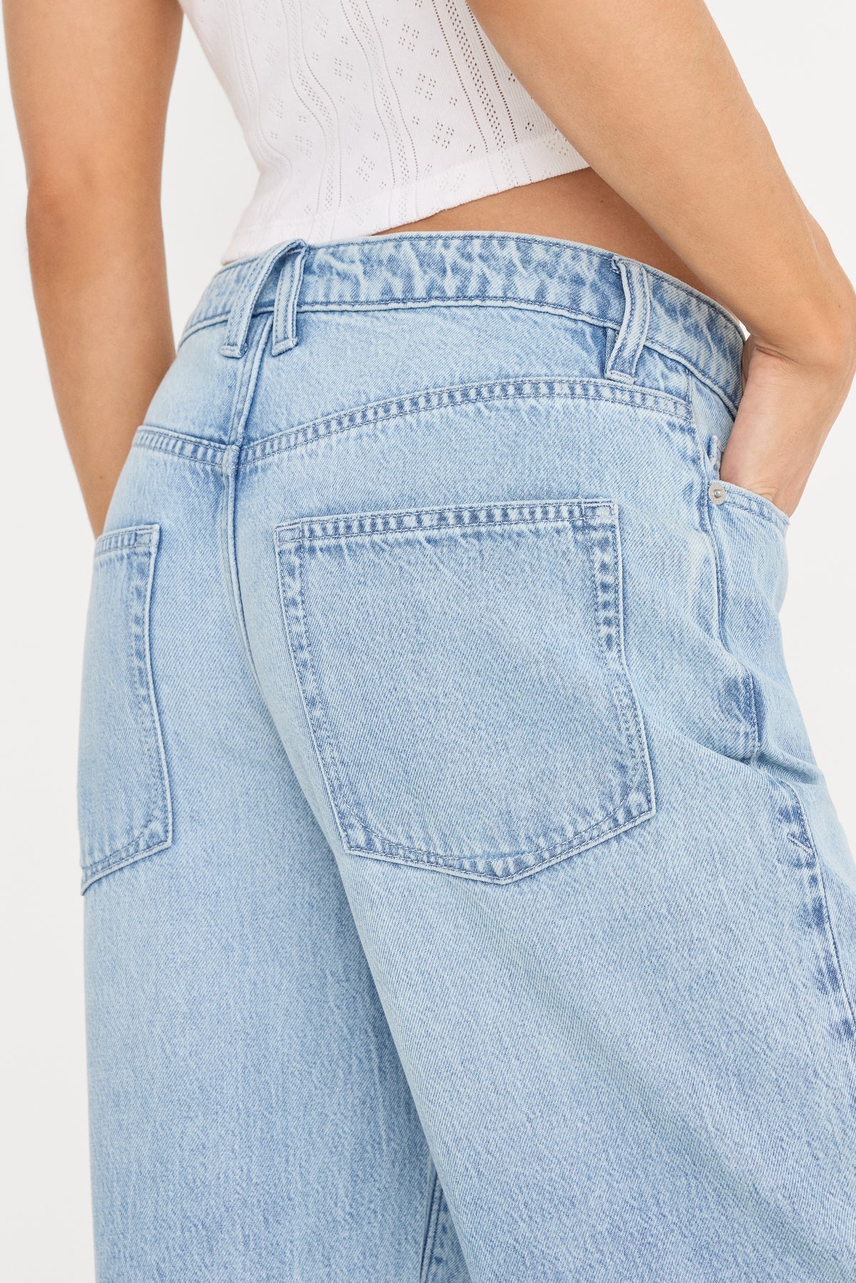 Good American Weightless Wide Jeans