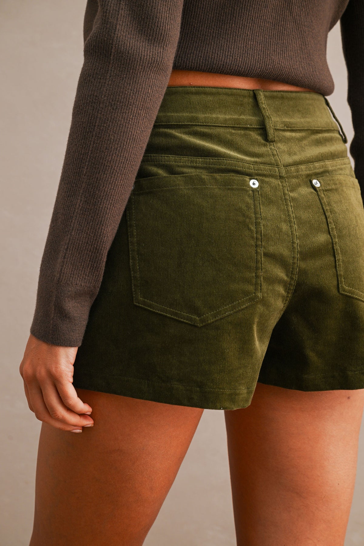 High-Waisted Corduroy Front Pockets Mini Skort (Olive)