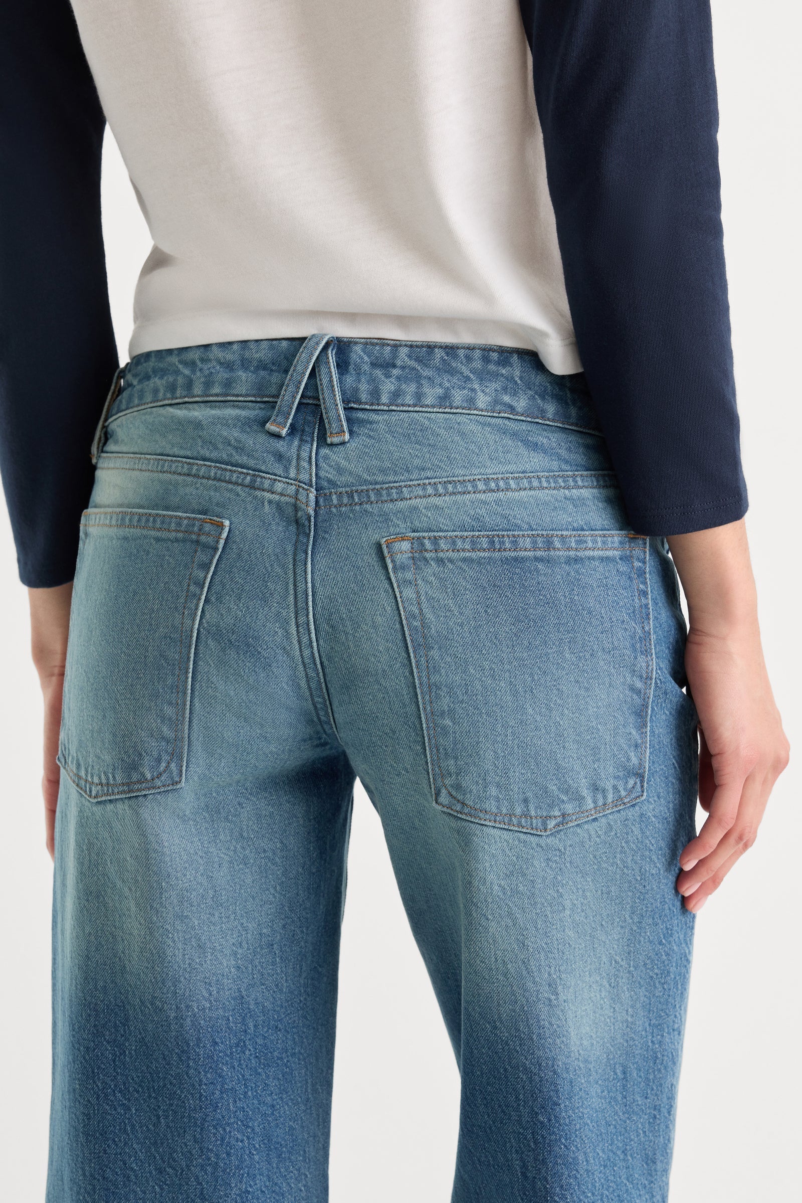 Good American Vintage Low Loose Jeans (Troubled Water)