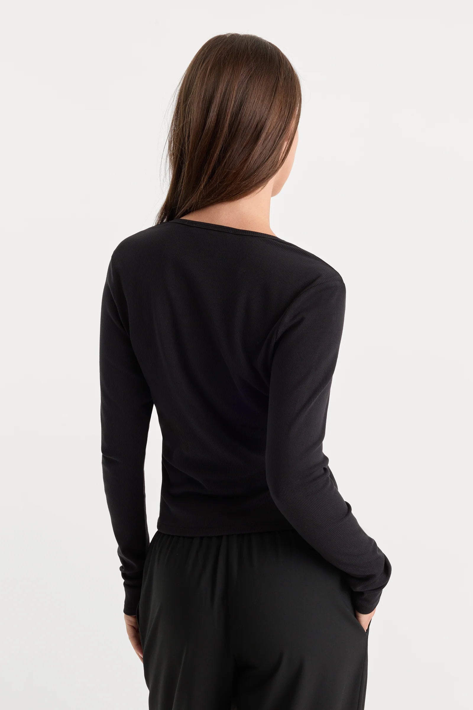Good American The Rib V Neck Cardigan (Black)