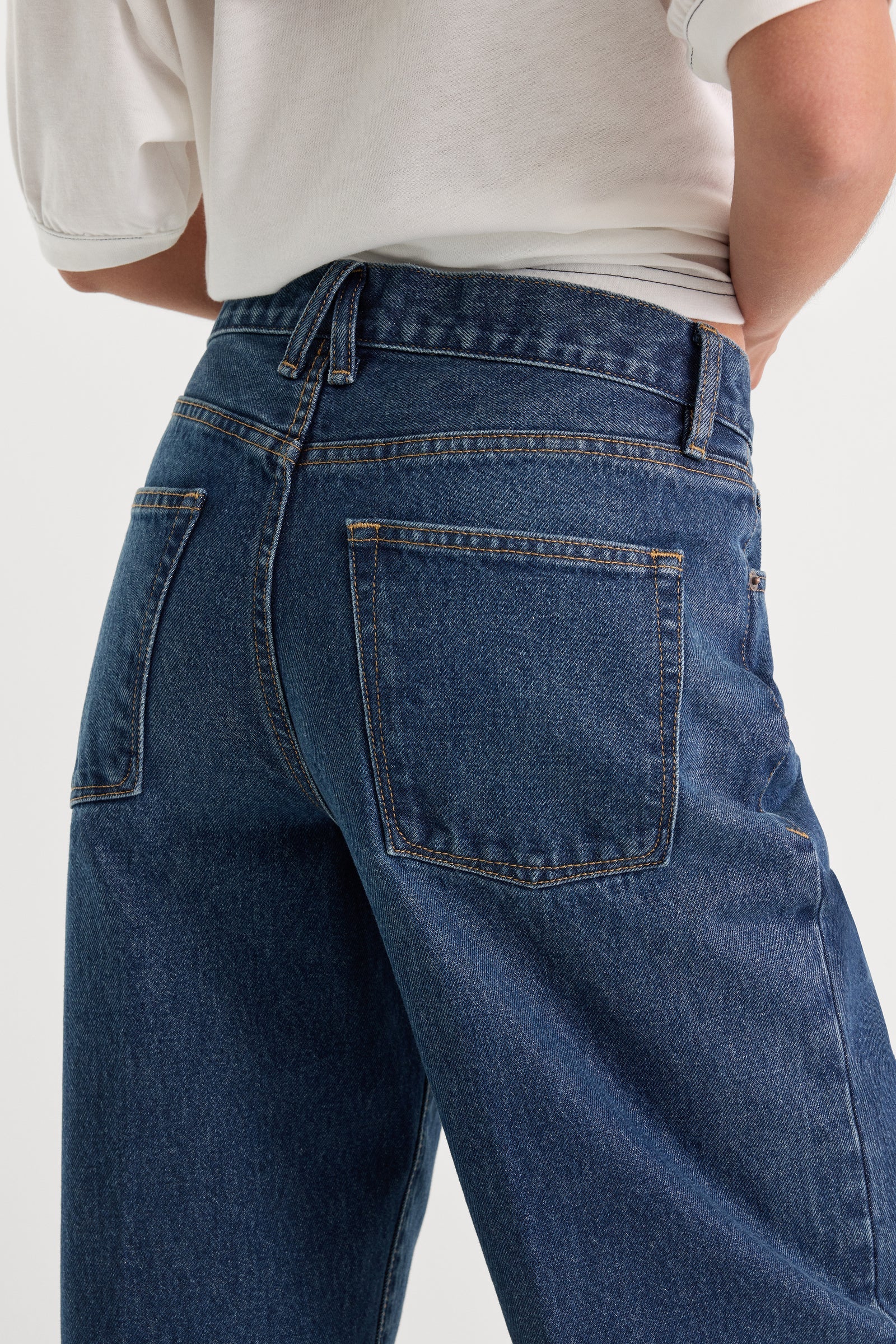 Good American Vintage Low Slung Baggy Jeans
