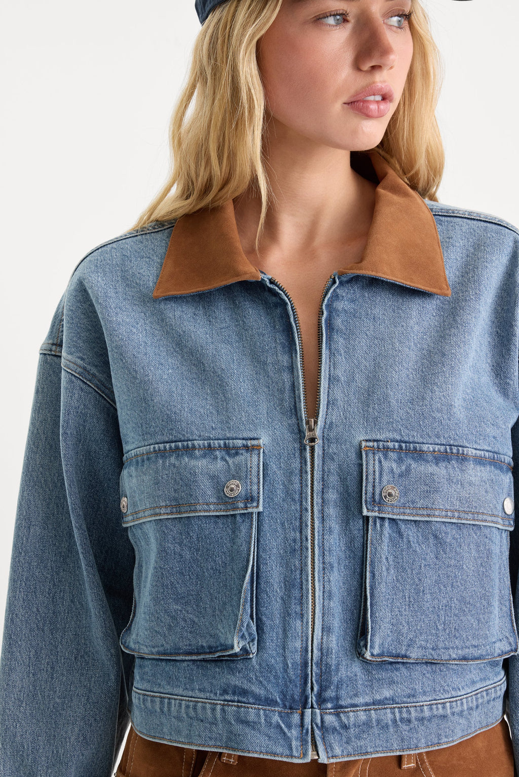 Good American The Denim Swing Cropped Jacket