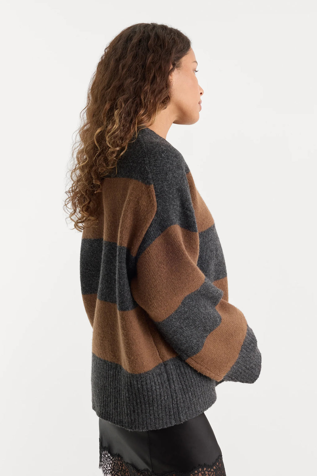 Good American The Oversized Crew Sweater
