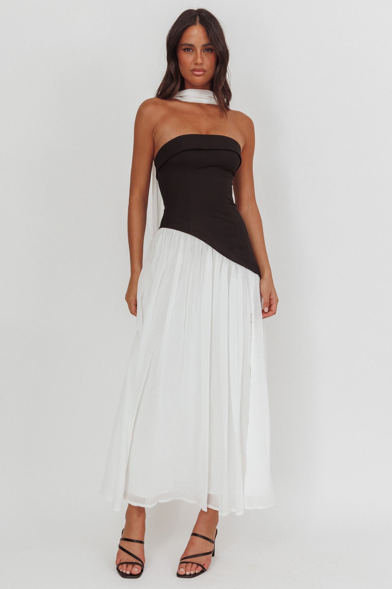 Lea Contrast Maxi Dress