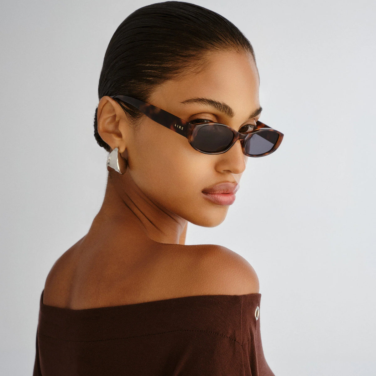 Aire Caellum Sunglasses (Dark Tort)