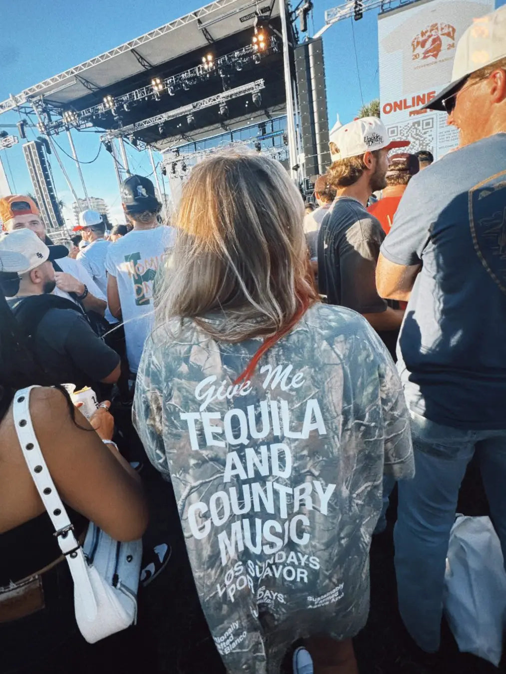 Los Sundays Tequila Tequila & Country Music Tee