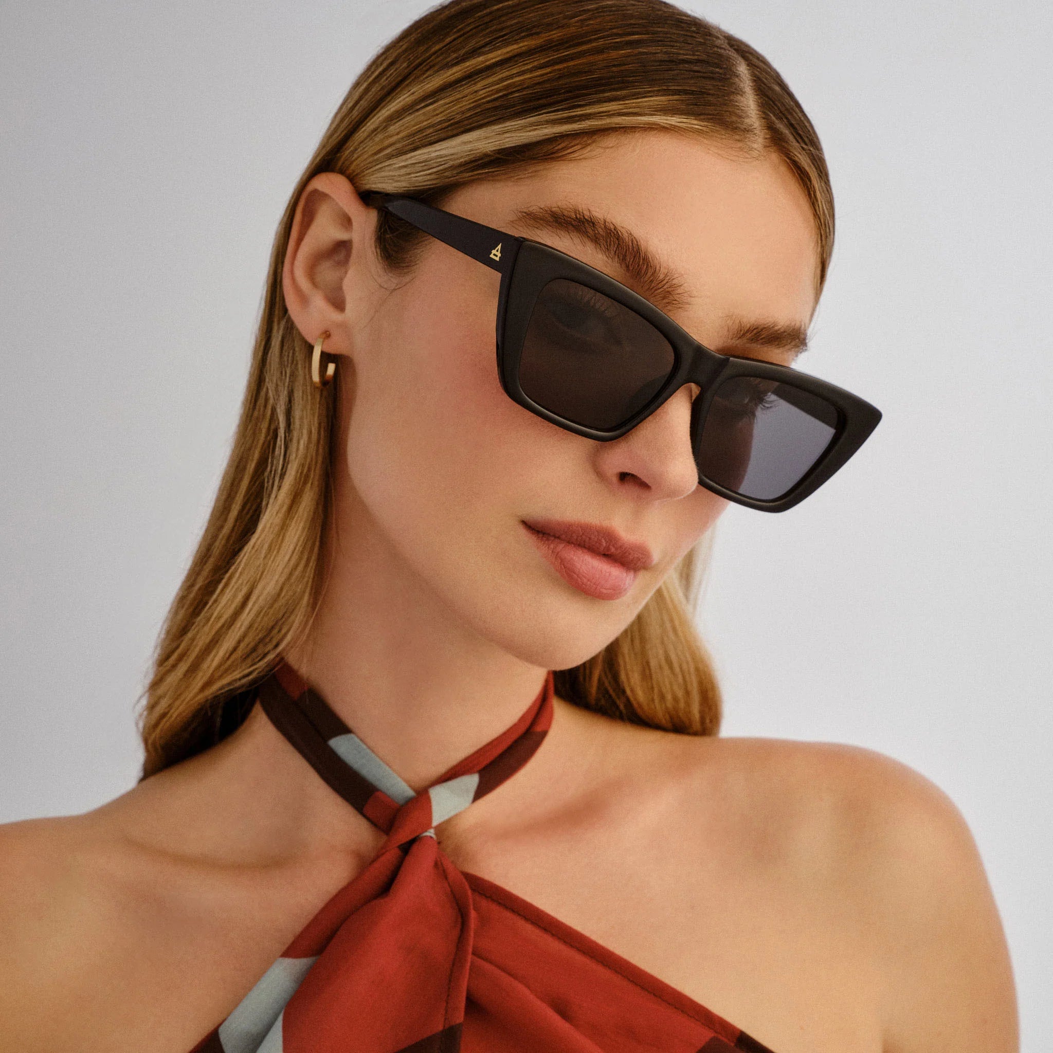 Aire Sunglasses Solstice - Black Smoke Mono Secondary image
