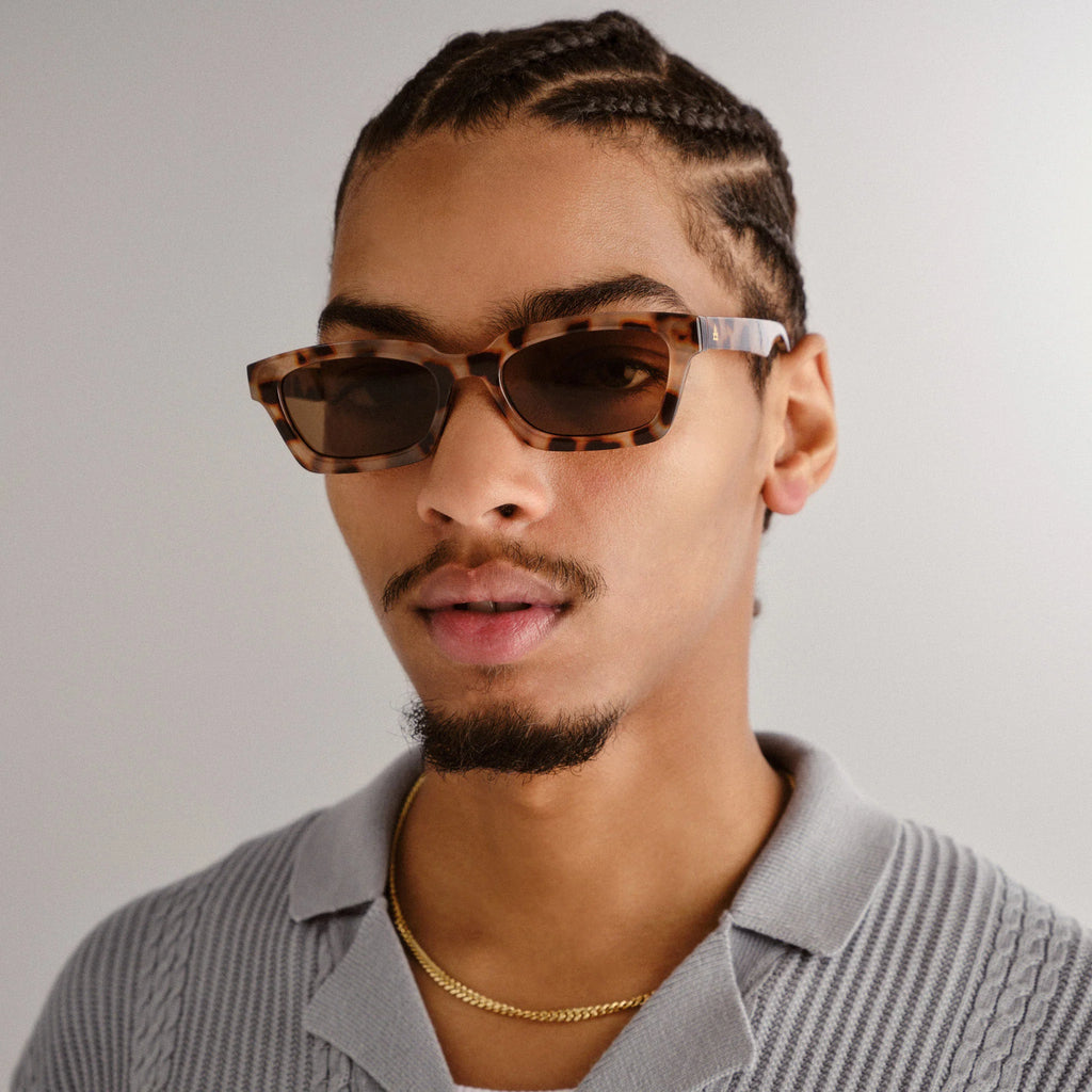 Aire Sculptor Sunglasses (Cookie Tort)