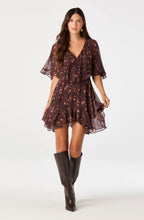 ASTR The Label Lilah Floral Cape-Sleeve Mini Dress ( Eggplant Floral)