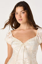ASTR The Label Vanessa Floral Cap Sleeve Top (Cream)