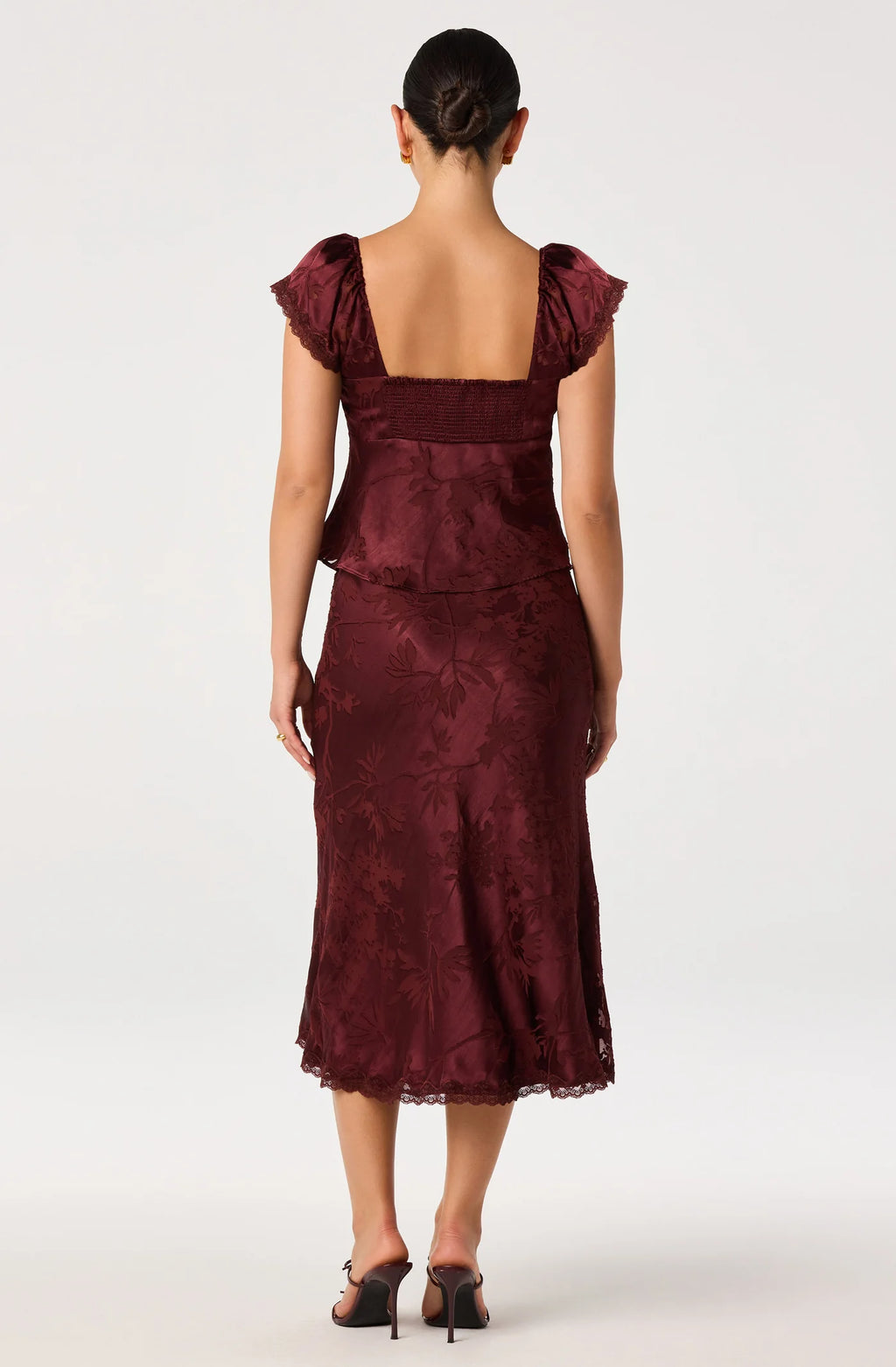 ASTR The Label Vanessa Floral Cap Sleeve Top (Mulberry)