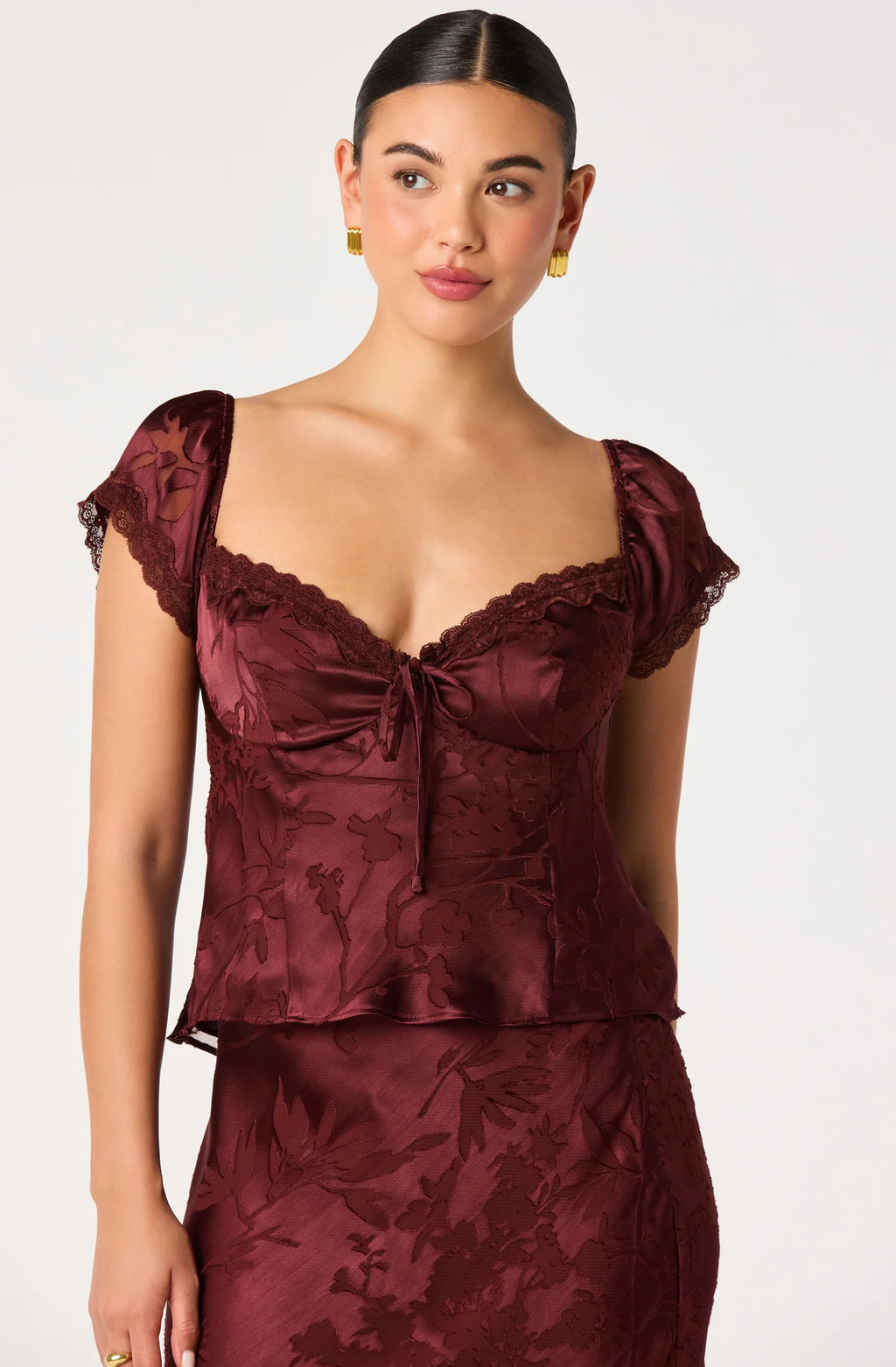 ASTR The Label Vanessa Floral Cap Sleeve Top (Mulberry)