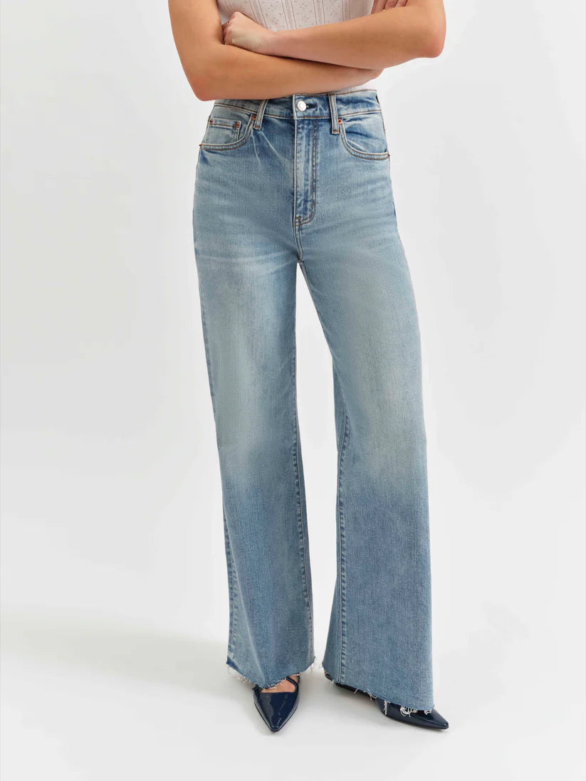 Daze Denim Far Out High Rise Wide Leg In Fools Gold