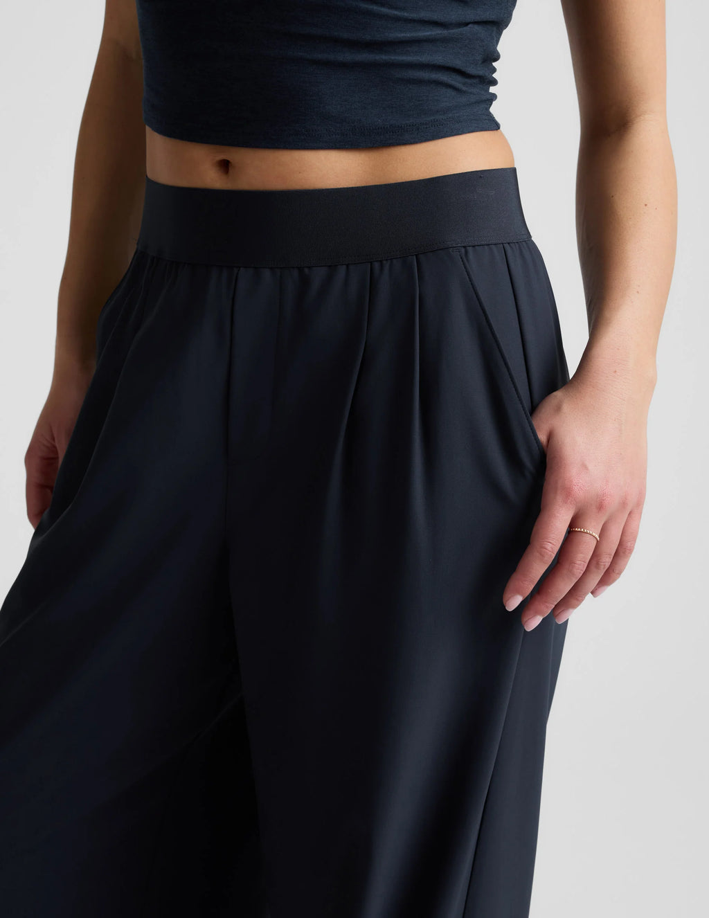 Beyond Yoga Elasticated Wide Leg Pant 31" (Nocturnal Navy)