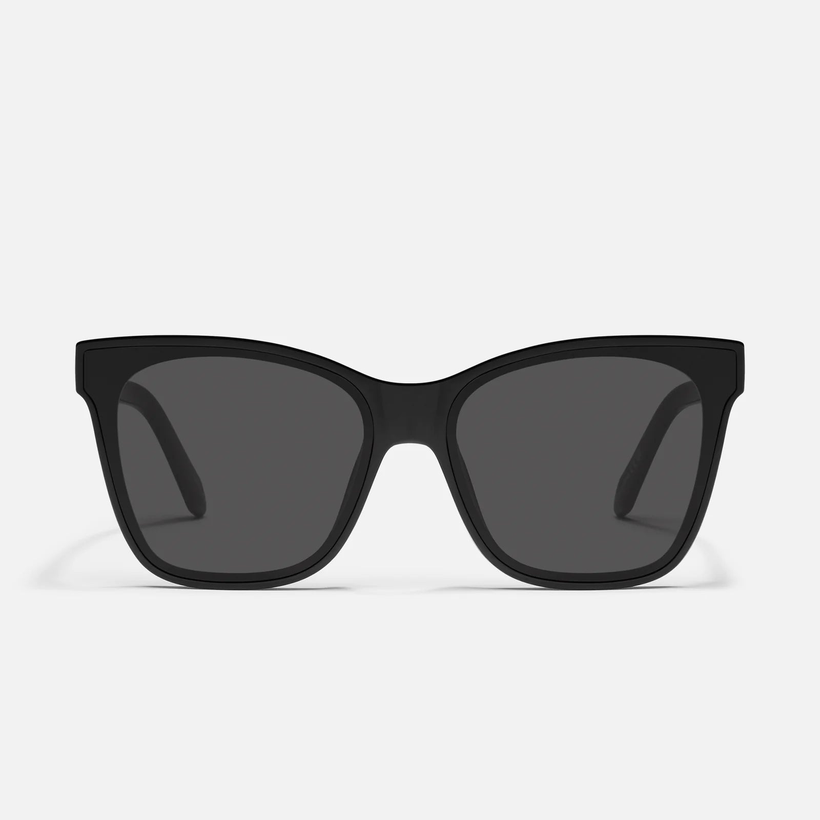 Quay After Party ( Black Frame / Black Lens)