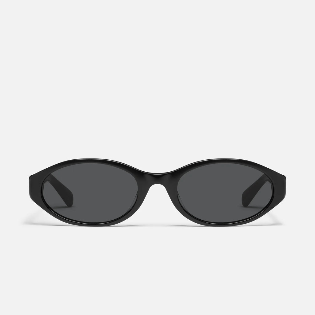 Quay Aura Points Sunglasses (Black Frame / Smoke Lens)