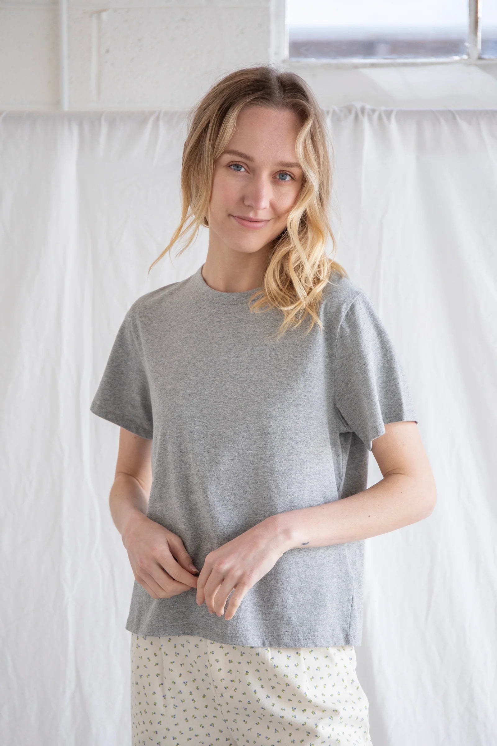 Perfect Day Tee (Heather Grey) Main image