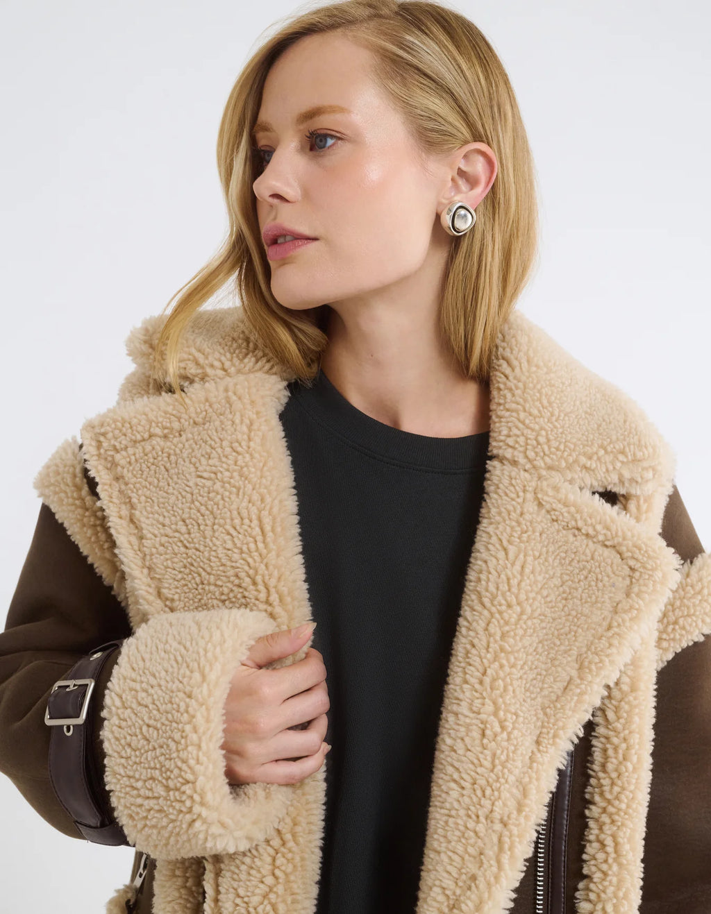 Rumored Wrangler Shearling Jacket (Espresso)
