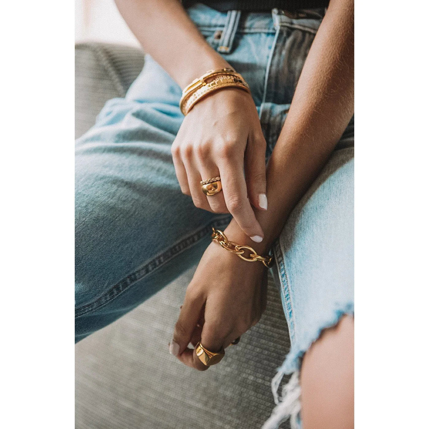 Sahira Jewelry Dome Ring Secondary image