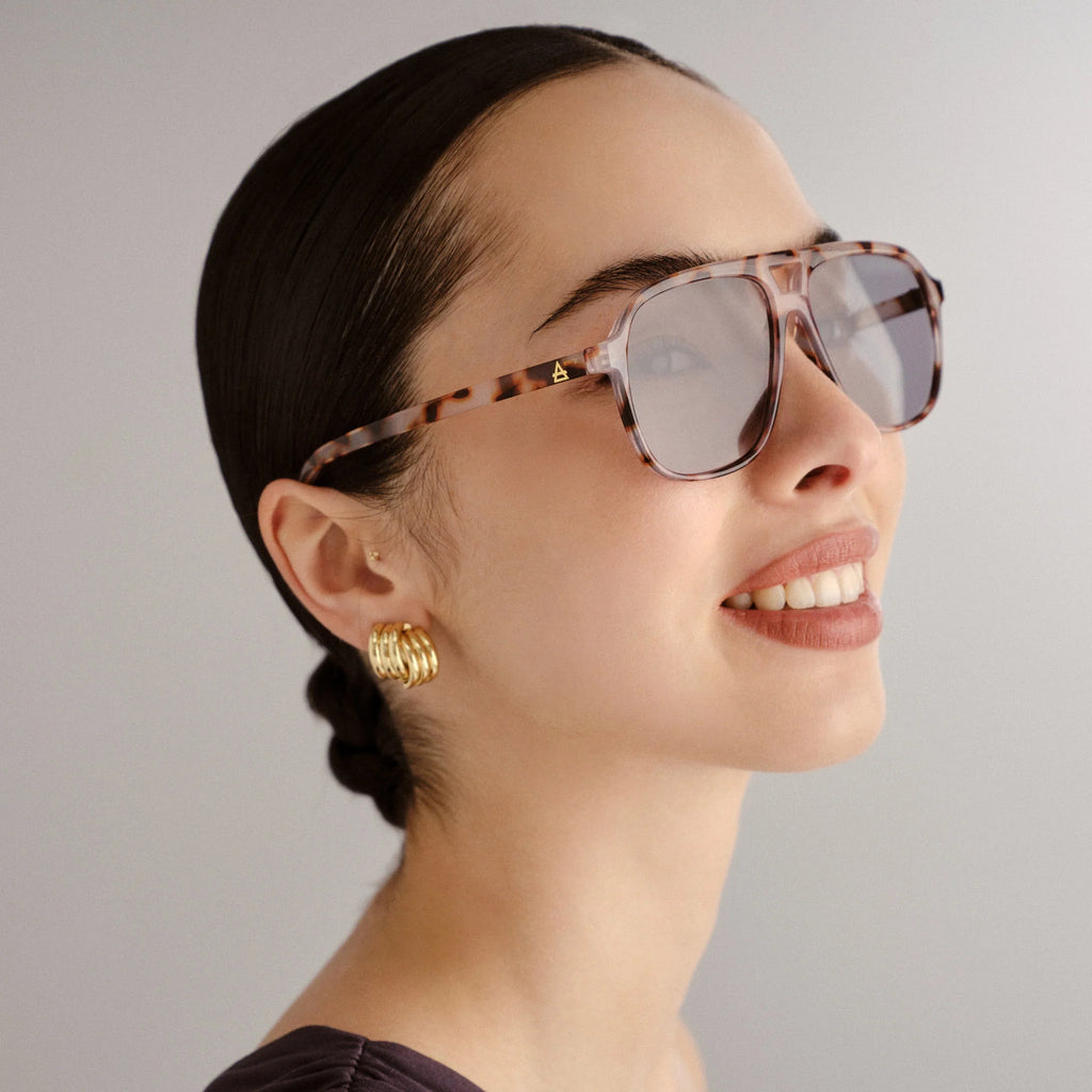 Aire Monoceros Sunglasses (Cookie Tort Smoke Tint)