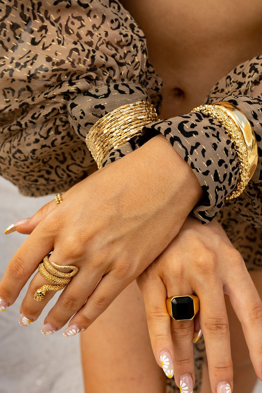 Sahira Jewelry Ora Onyx Ring
