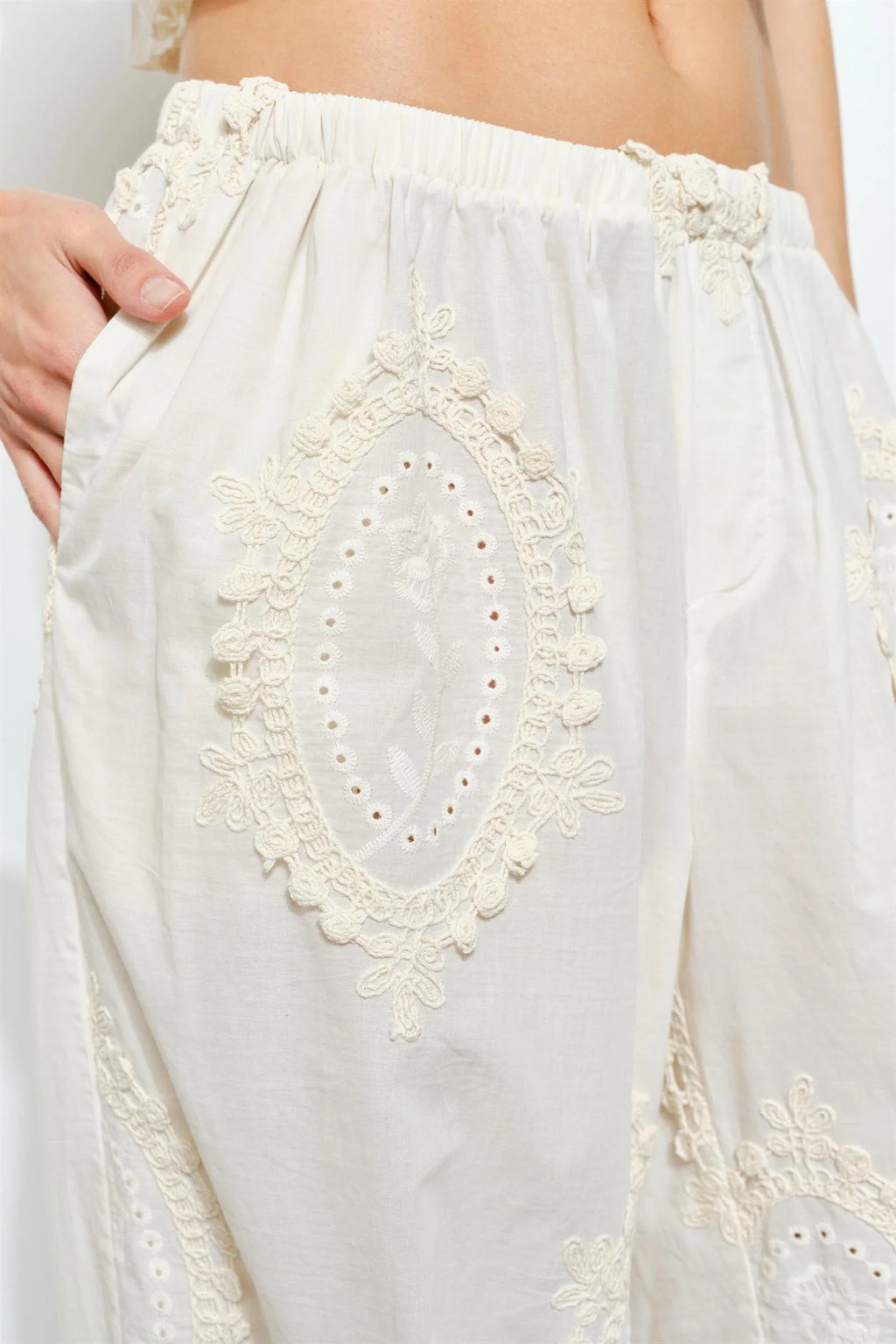 Owen Cotton Eyelet Embroidered Balloon Jogger Pants (Natural)