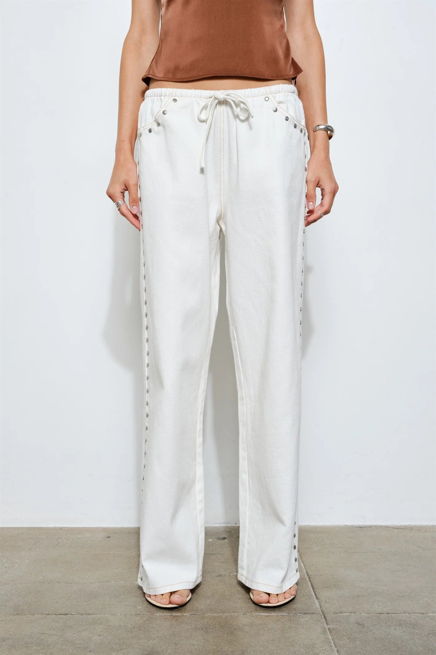 Marlowe Studded Denim Pants (White)