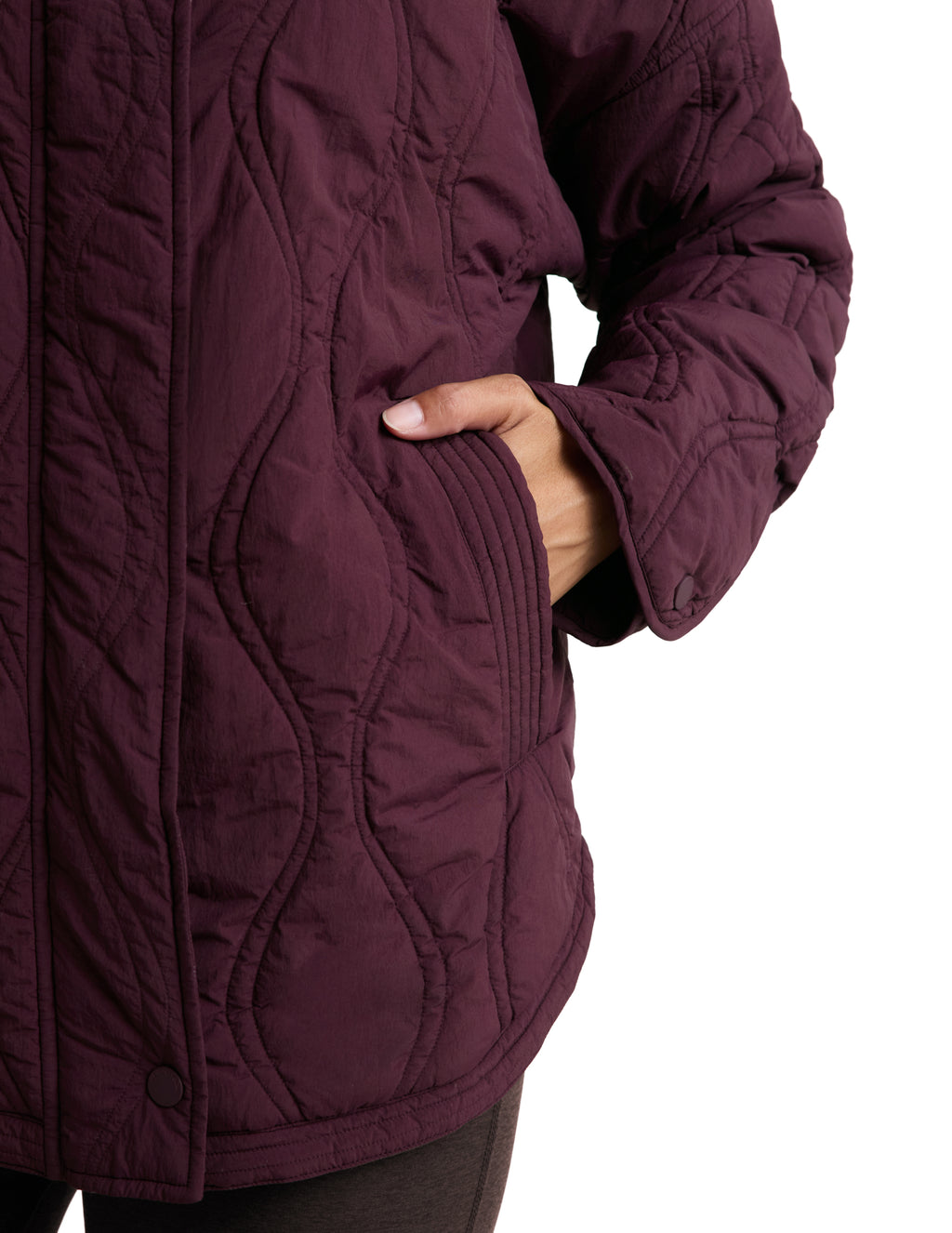 Beyond Yoga Roam Quilted Lightweight Jacket (Cabernet)
