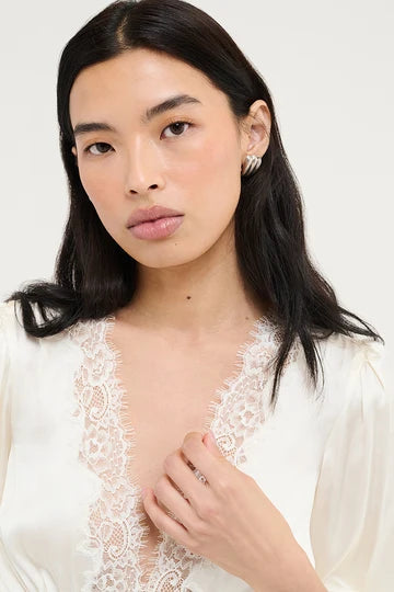 Rumored Meadowlark Top (Ivory)